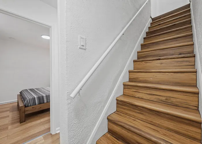 Bloomfield D Stylish And Cozy Private Bedroom, Shared Bathroom, With Free Parking Pittsburgh